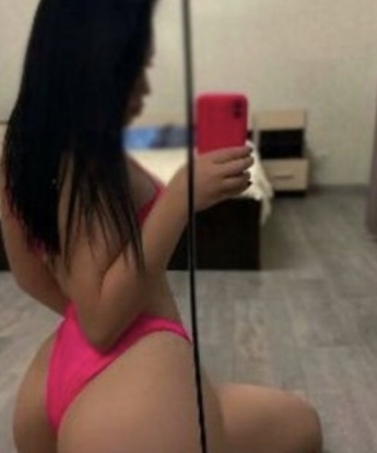Яна, 22